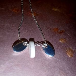 Cute silver necklace